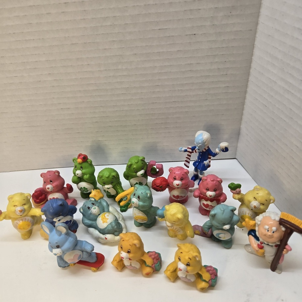 Vintage 80s Care Bears Lot of 18 Mini Figures AGC Hong Kong Rare Toy PVC 2inch - Picture 2 of 7